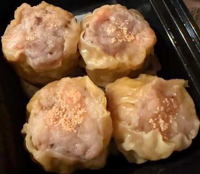 A3. 蟹皇蝦燒賣/Pork & Shrimp Dumplings Dim Sum.