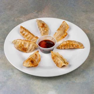 AP9. 煎海鮮餃/Pan Seared Seafood Dumpling w. Chives